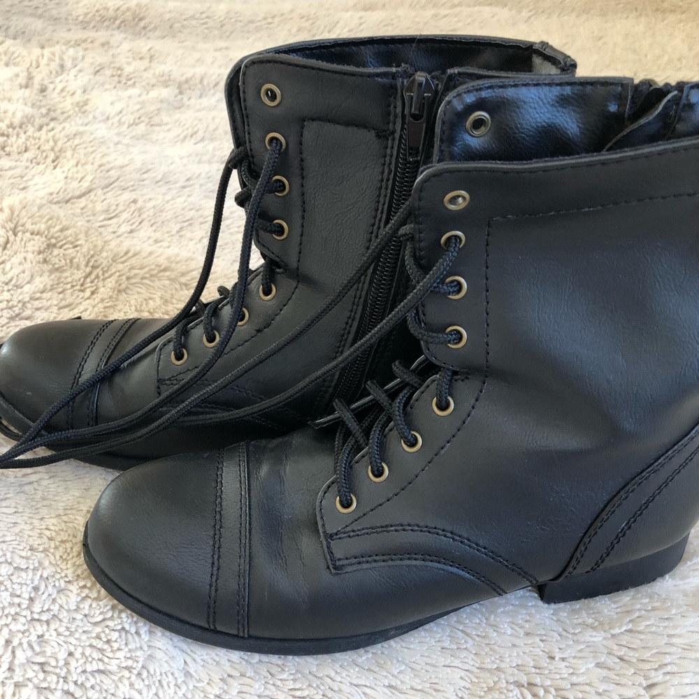Steve Madden Black Combat Boots, size 5
